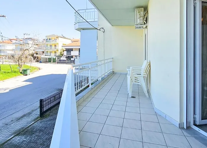 Maria's With Private Parking Paralía