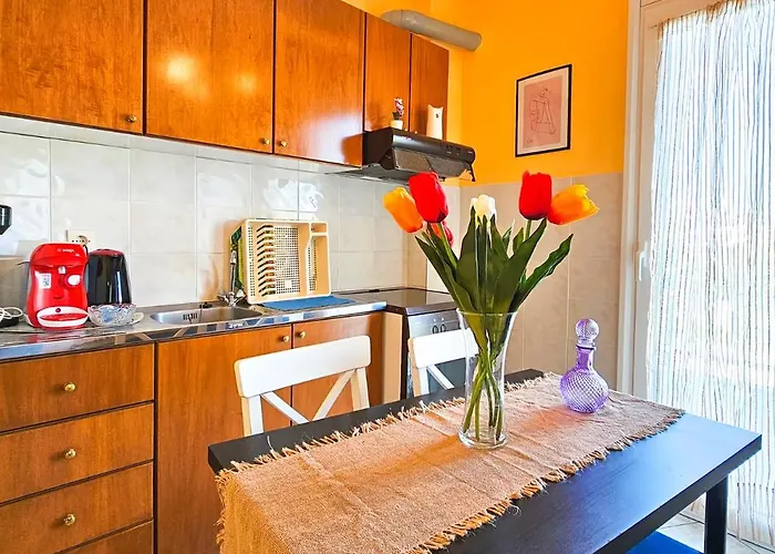 Maria's With Private Parking 公寓