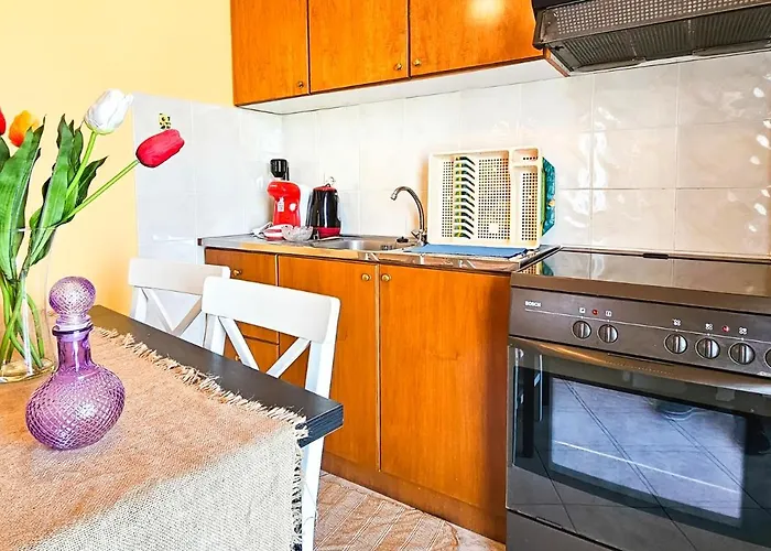 Maria's With Private Parking Paralía